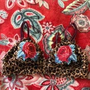 Victoria’s Secret pink bralette